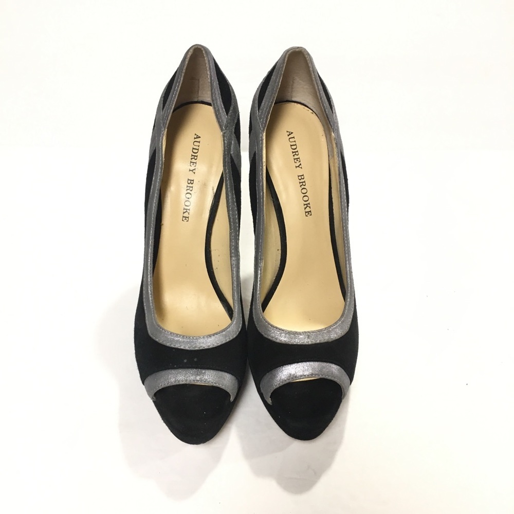 Audrey Brooke Black & Silver APearl Heels Size 8.5
